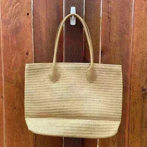 NWOT: Spring Summer Woven Lined Bag